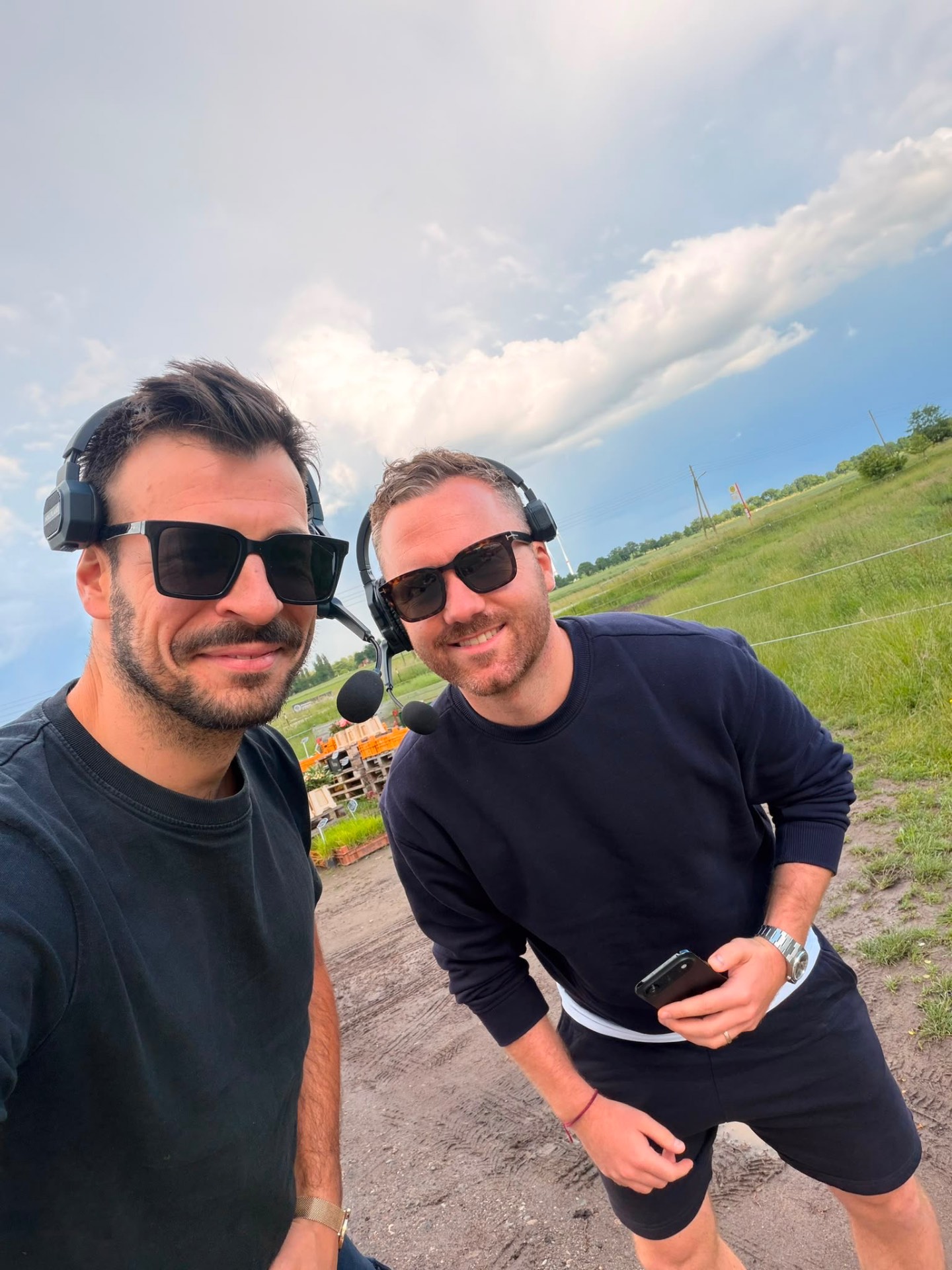 Im Einsatz mit Headsets vor Ort